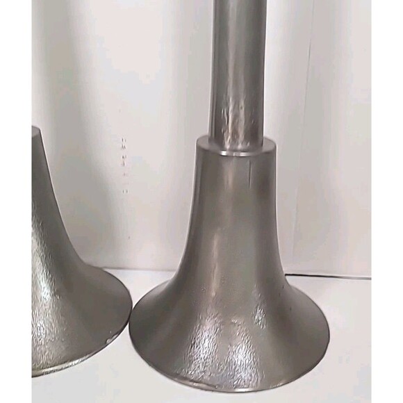 Large Set Of 2 Metal Pedestal Candlesticks 21"and 16 1/2" - Picture 4 of 7